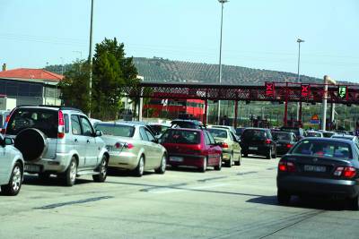 Από Μ. Τρίτη έως Μ. Παρασκευή μεσημέρι: 4.100 περισσότερα αυτοκίνητα από πέρυσι στη Μεσσήνια