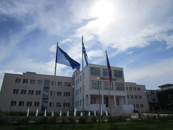 Ο Νίκας και οι άλλοι