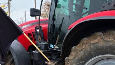 Σε νέα κλιμάκωση των κινητοποιήσεών τους προχωρούν αγρότες και κτηνοτρόφοι της Δυτικής Ελλάδας