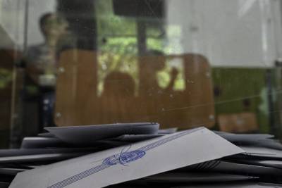 Η γαλάζια τάφρος της πρώτης Κυριακής