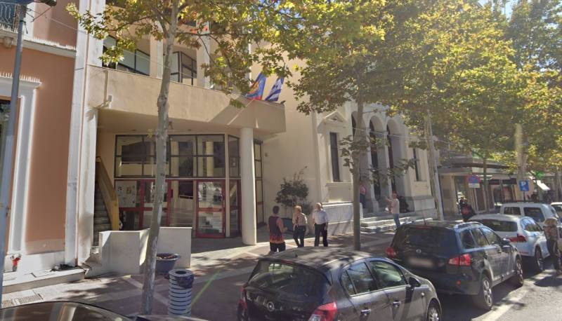 Δημόσια Κεντρική Βιβλιοθήκη Καλαμάτας: Eκθεση αφίσας και τελετή λήξης των εκπαιδευτικών προγραμμάτων