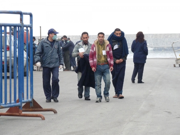 Εως 5.000 ευρώ το κεφάλι για μεταφορά στην Ιταλία πλήρωσαν οι Αιγύπτιοι μετανάστες που φιλοξενούνται στην Καλαμάτα