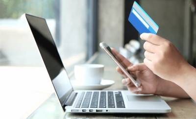 Skroutz: Τι ψώνισαν οnline οι καταναλωτές το Πάσχα