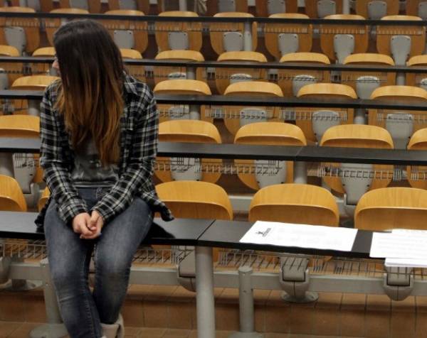 Ο Σύλλογος Κυριών Καλαμάτας στηρίζει 23 άπορους φοιτητές