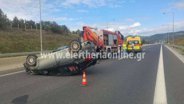 Τροχαίο με 3 τραυματίες στον αυτοκινητόδρομο έξω από τη Μεγαλόπολη (βίντεο-φωτογραφίες)