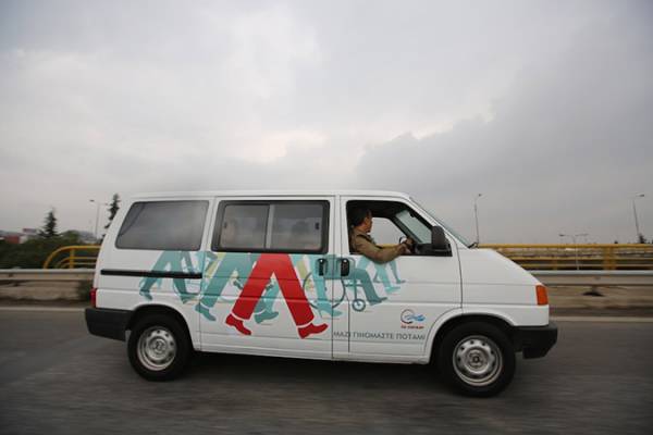 Από την Κορινθία με βανάκια ξεκίνησε σήμερα για "Το Ποτάμι" η προεκλογική στην αγροτική Ελλάδα