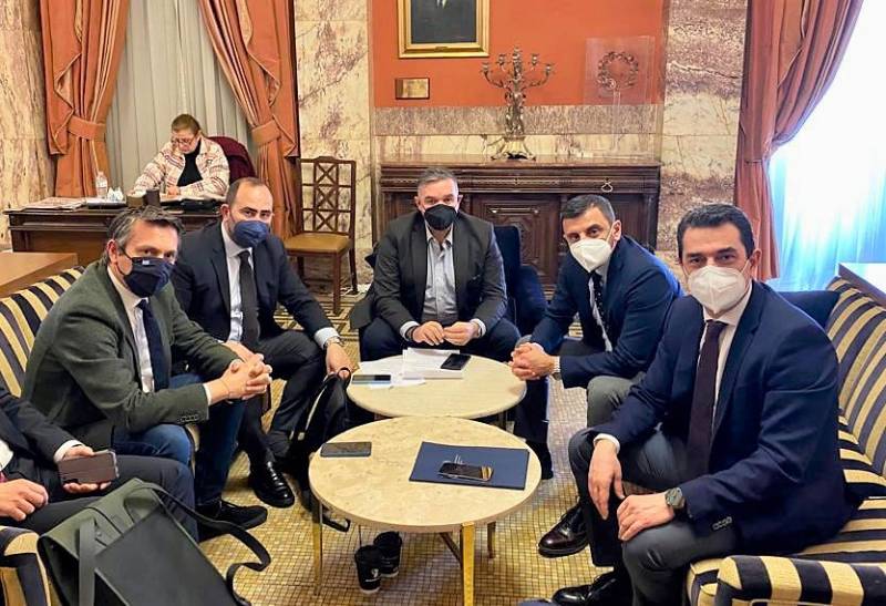 Μαντάς και βουλευτές Ν.Δ με Σκρέκα για οφειλές ΤΟΕΒ-ΓΟΕΒ