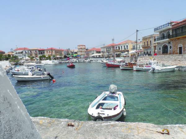 Ξένοι επενδυτές "φλερτάρουν" Μάνη