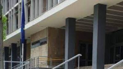 Στην ανακρίτρια απολογούνται οι πέντε κατηγορούμενοι για τα 585 κιλά κοκαΐνης