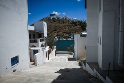 Guardian: Στην Ελλάδα ο κορυφαίος προορισμός του κόσμου για το 2026