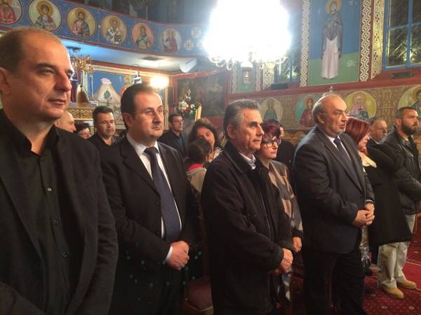 Εσπερινός στα Φιλιατρά για τους Τρεις Ιεράρχες