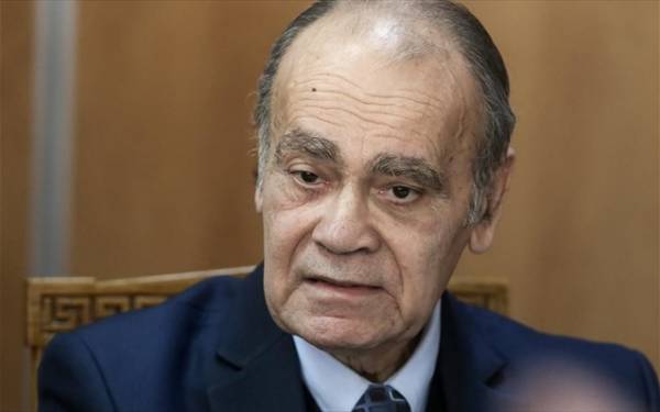 Γ.Ρωμανιάς: &quot;Παραιτούμαι, δεν μπορώ να εφαρμόσω τον νόμο! &quot;