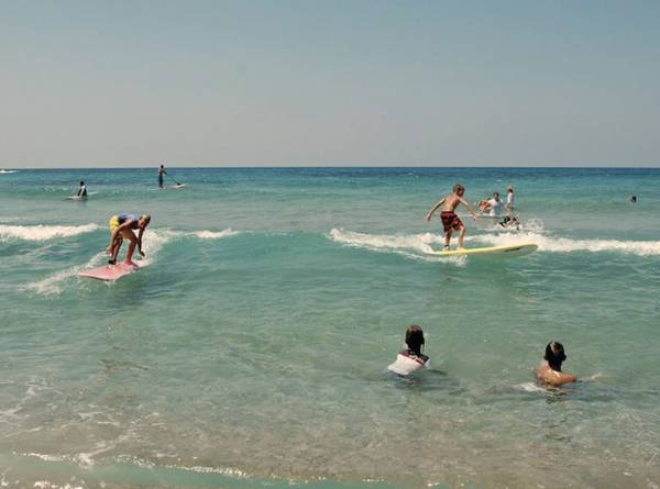 Χωρίς “γαλάζια σημαία” η παραλία του Αϊ-Λαγούδη