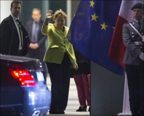 Spiegel: Ισχυρότεροι διαπραγματευτικά οι Έλληνες