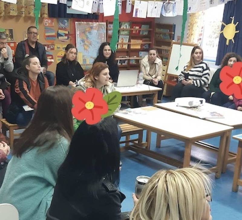 Για να μεγαλώσει το παιδί με αγάπη και κανόνες, οι ψυχολόγοι των Παιδικών Χωριών SOS Καλαμάτας μας προτρέπουν να φανταστούμε...