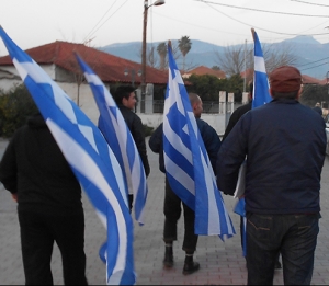 Στο Πλατύ κλιμάκιο της Χρυσής Αυγής για τους τσιγγάνους
