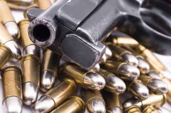 Πυροβολούσε άσκοπα και τον συνέλαβαν