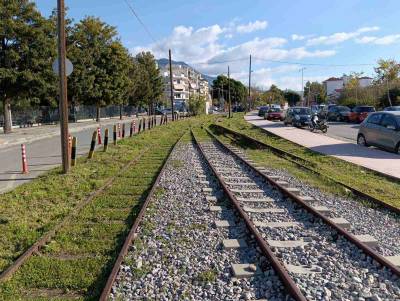 Το τρένο θα σφυρίξει συμβολικά μετά από 10 χρόνια: Προχωρούν οι ετοιμασίες στη γραμμή της Καλαμάτας