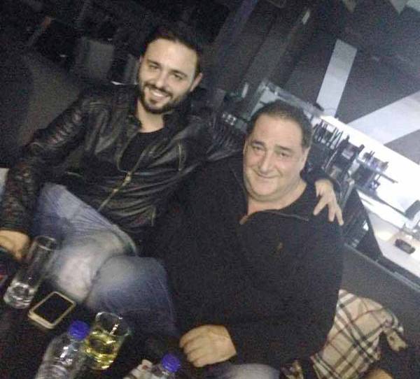 Καλαματιανοί στίχοι σε τραγούδι του Βασίλη Καρρά