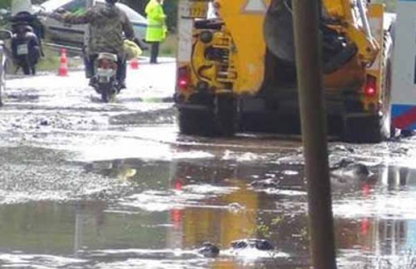 Με δημοτικά μέσα η αποκατάσταση αγροτικών δρόμων στην Τριφυλία