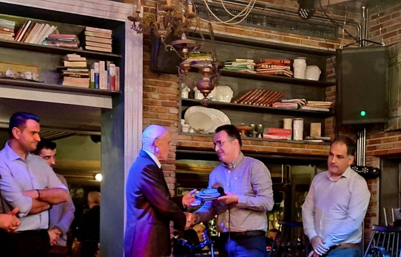 Βράβευση Εξαρχουλέα