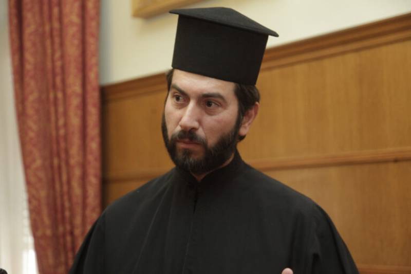 Κιβωτός του Κόσμου: Σε δίκη για κατάχρηση ανηλίκων σε ασέλγεια κατά συρροή και κατά εξακολούθηση παραπέμπεται ο πατήρ Αντώνιος