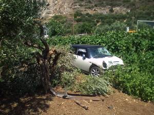 2 τραυματίες σε τροχαίο στην Κυπαρισσία