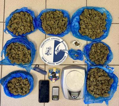 Καλαμάτα: Σύλληψη 3 νεαρών για κατοχή και διακίνηση χασίς