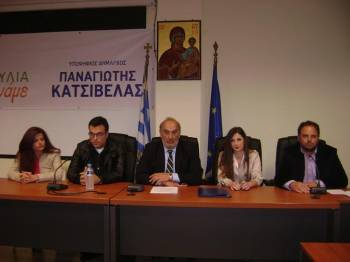 Τριφυλία: Θέσεις και αρχές παρουσίασε ο Κατσίβελας στην Κυπαρισσία - Σήμερα στα Φιλιατρά