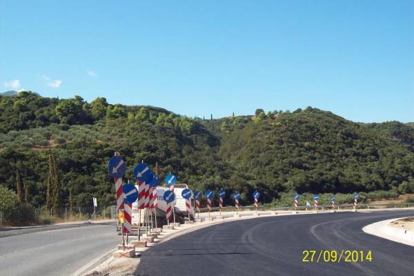 Ολοκληρώνονται τα έργα στην στροφή Αρκουδέα