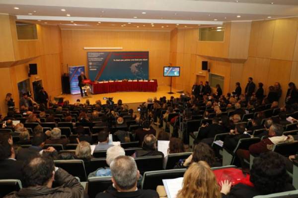 Λάδια πολλά και από τηγανίτες τίποτα...