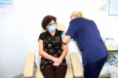 Ολοκληρώθηκαν οι εμβολιασμοί στους υγειονομικούς της Μεσσηνίας