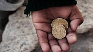 Ελεγχοι στην Καλαμάτα για επαιτεία με μικρά παιδιά
