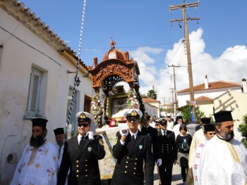 Βίντεο από τη λιτανεία της εικόνας στην Κορώνη