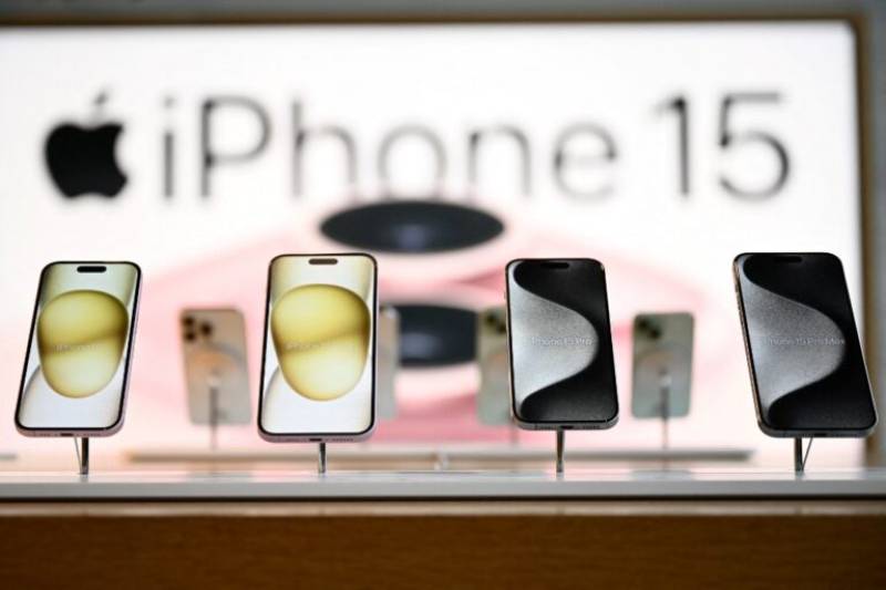 iPhone 15: Παράπονα από τους χρήστες των μοντέλων Pro και Pro Max για προβλήματα υπερθέρμανσης