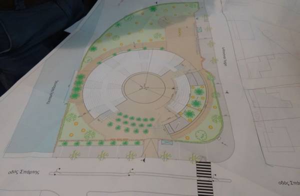 Επιφυλακτική η αντιπολίτευση για το ανοιχτό θέατρο Καλαμάτας