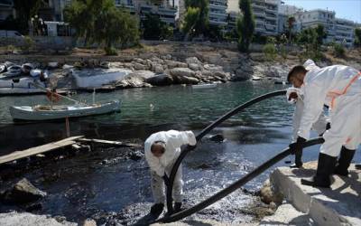 Έντονο στρες μπορεί να προκαλέσει η πετρελαιοκηλίδα στο Σαρωνικό