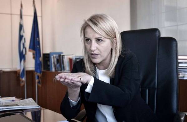 Δούρου στο Spiegel: Ένα κούρεμα του χρέους είναι η μόνη μας ευκαιρία