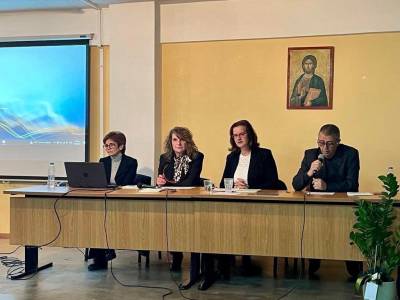 Καλαμάτα: Παρουσιάστηκε η ποιητική συλλογή της Θάλειας Νικολαΐδου