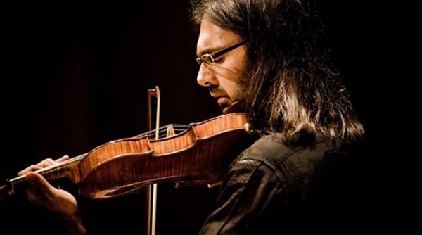 Σήμερα η συναυλία Καβάκου στο Μέγαρο Χορού Καλαμάτας