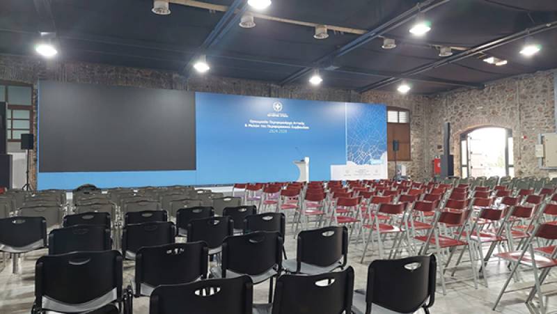 Όλα έτοιμα για την τελετή ορκωμοσίας του Ν. Χαρδαλιά