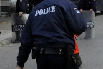 Λήστεψαν 65χρονο στον Λουτράκι