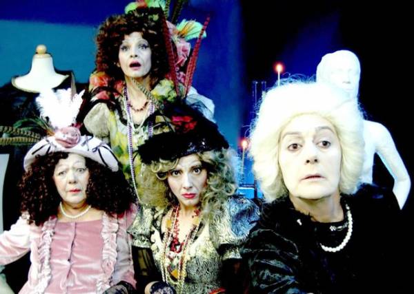 Κερδίστε 6 προσκλήσεις για την παράσταση "Η τρελή του Σαγιό" του "Συν Ενα - Μιχάλης Τούμπουρος"