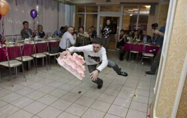 Η ώρα η κακιά... (φωτογραφίες)