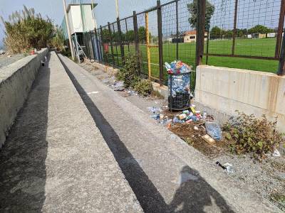 Και πού να υπήρχαν φίλαθλοι...