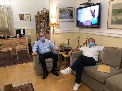 Νίκας για Μπέζο: "Θα τον χρειαστώ οπωσδήποτε και θα ζητώ τη γνώμη του"