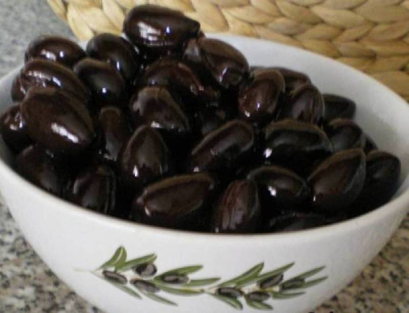 ΥΠΑΑΤ σε Μαντά: &quot;«Ελιά Καλαμάτας» και «KALAMATA OLIVES» μόνο από πιστοποιημένες επιχειρήσεις&quot;