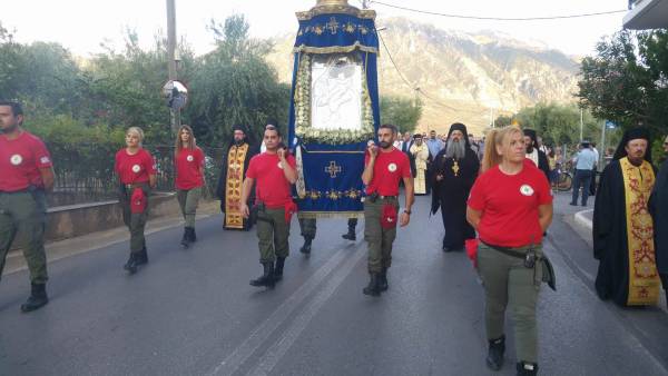 Η Καλαμάτα υποδέχθηκε την Παναγία Δημιοβίτσισσα (βίντεο-φωτογραφίες)