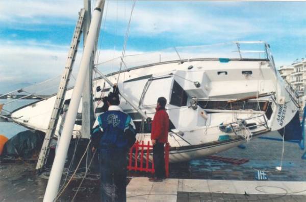 "Τον ψόφιο κοριό" ο Νίκας για το σκάφος και ρίχνει ευθύνη στο Λιμενικό Ταμείο