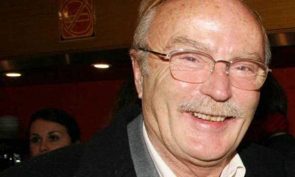 Ο Ντίνος Καρύδης παίρνει τη θέση του Γαβριήλ Σακελλαρίδη